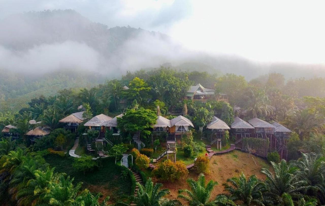 Khao Sok Boutique Camping - Exotic Cliff Camping Hotel Khao Sok National Park Bagian luar foto
