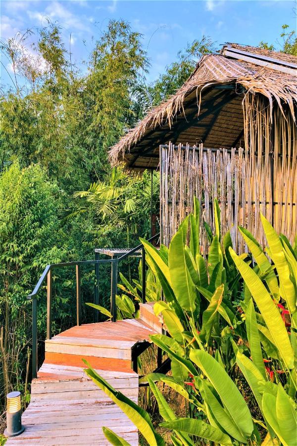 Khao Sok Boutique Camping - Exotic Cliff Camping Hotel Khao Sok National Park Bagian luar foto