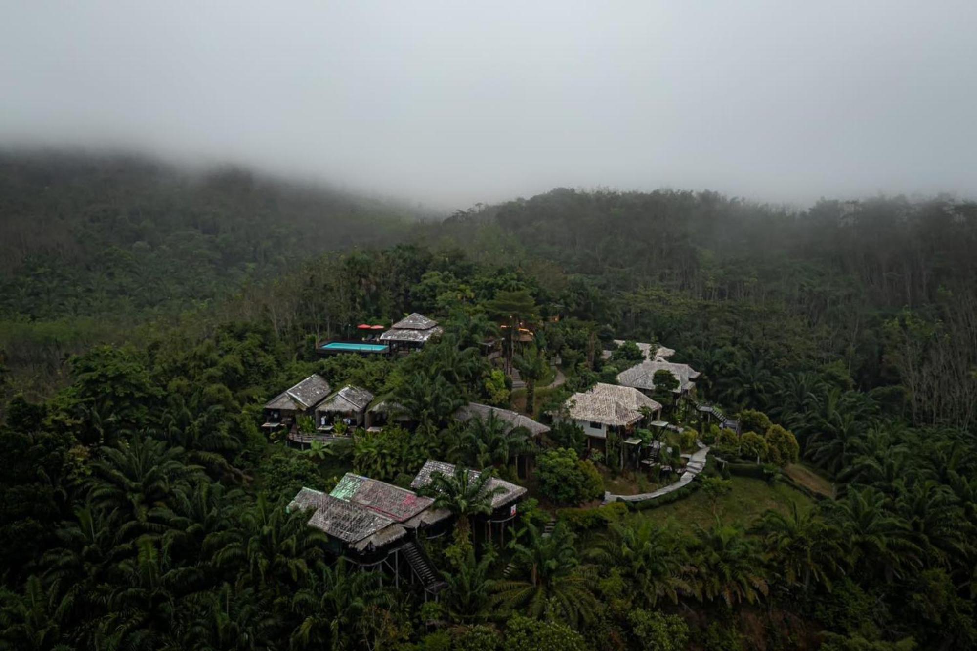 Khao Sok Boutique Camping - Exotic Cliff Camping Hotel Khao Sok National Park Bagian luar foto